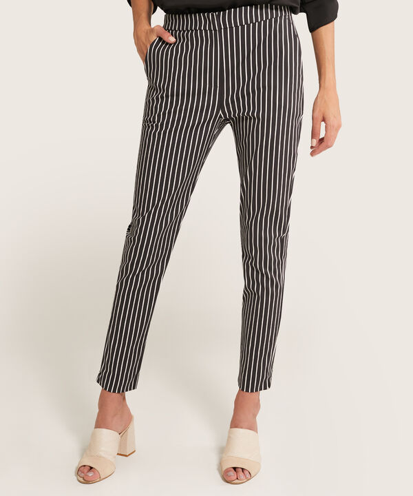 Pantalon Clasico Estampado image number null