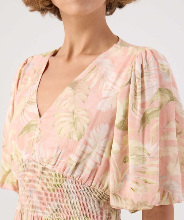 Vestido estampado con fruncido en cintura  image number null