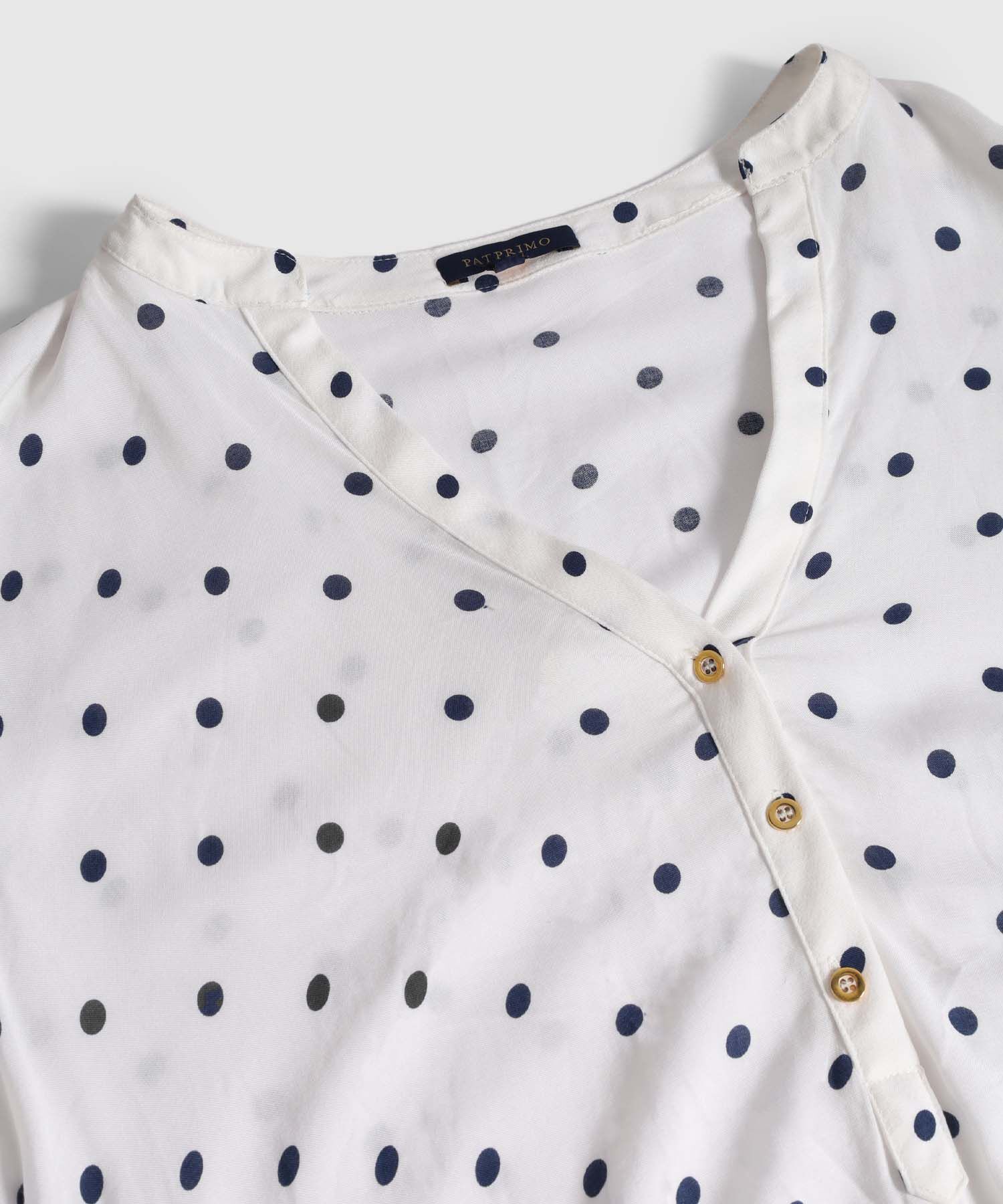 Blusa De Cuello En V Con Perilla Frontal Para Mujer