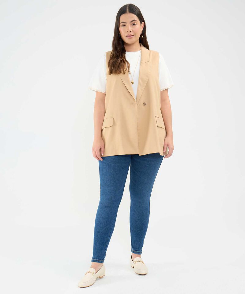 Camiseta con Bordado