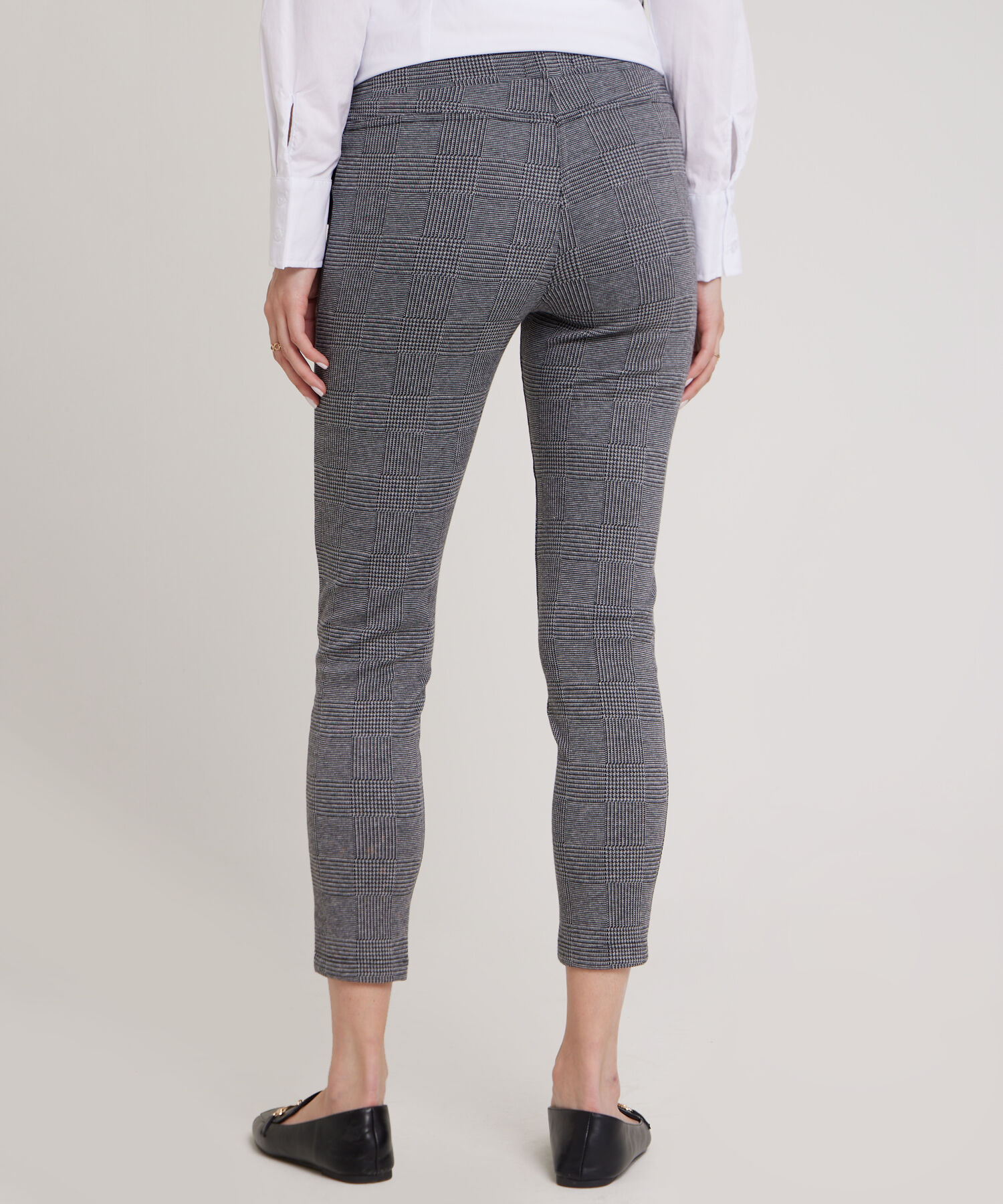 Legging Con Simulacion Bolsillos En Frente
