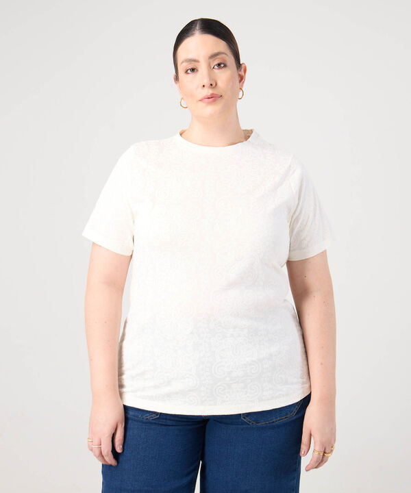 Camiseta Manga Corta Texturizada Para Mujer Curvy image number null