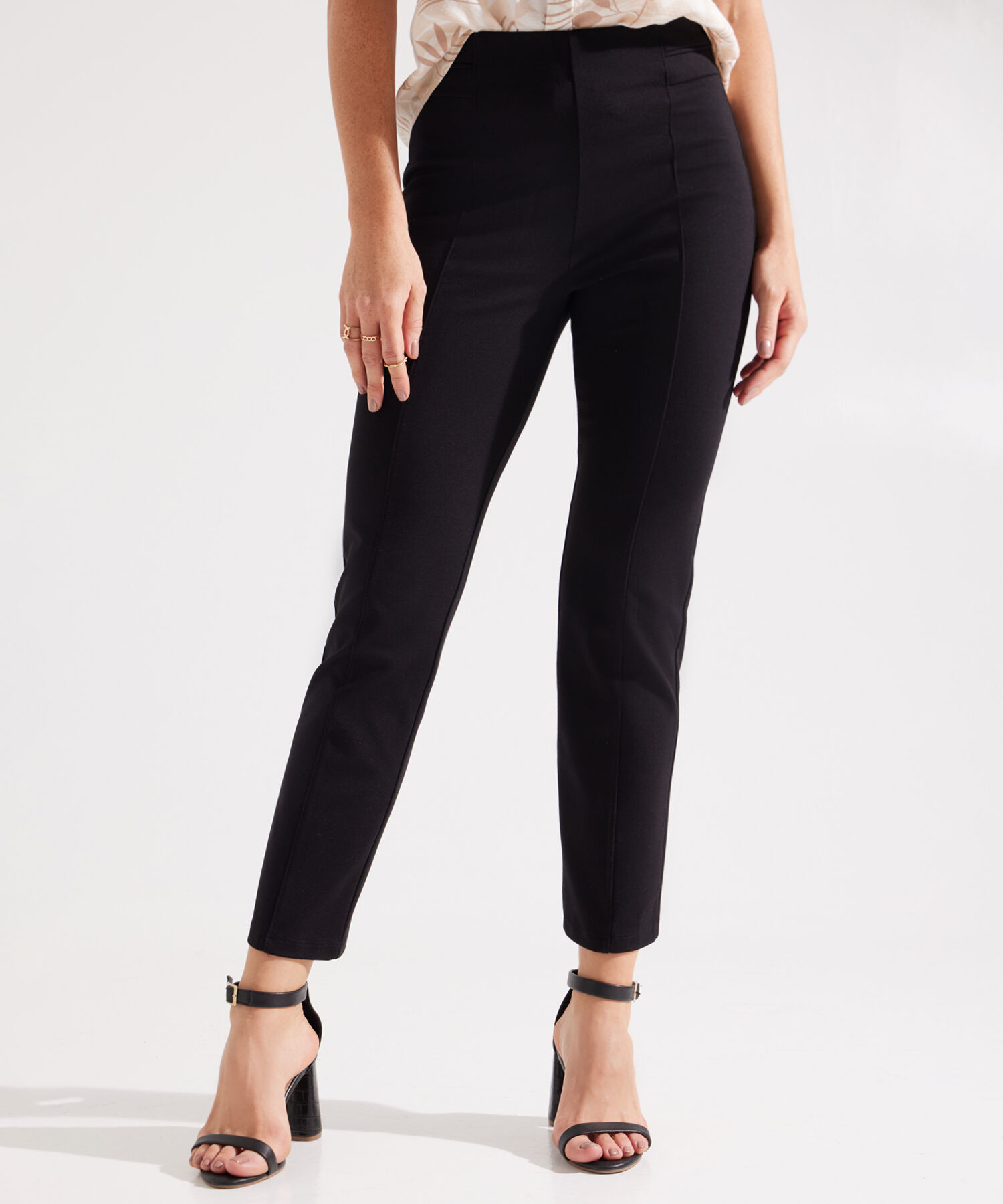 Leggins Tiro Alto con Cortes
