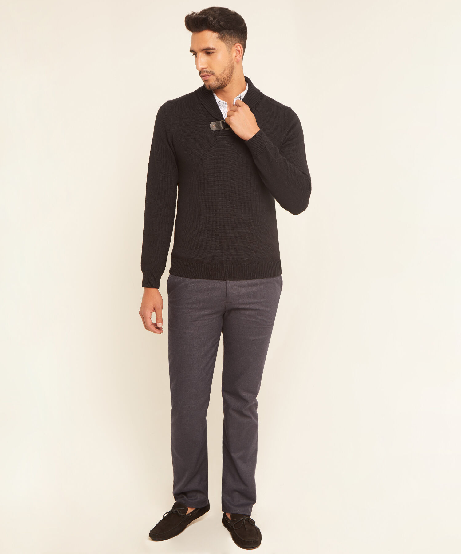 Buzo De Punto Con Cuello Shawl Y Cierre De Alamar