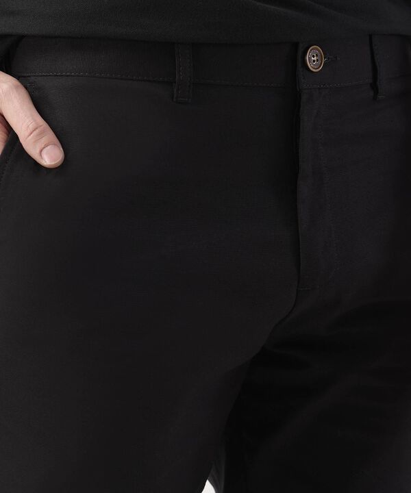Pantalón Con Dieño Clásico Y Versátil 