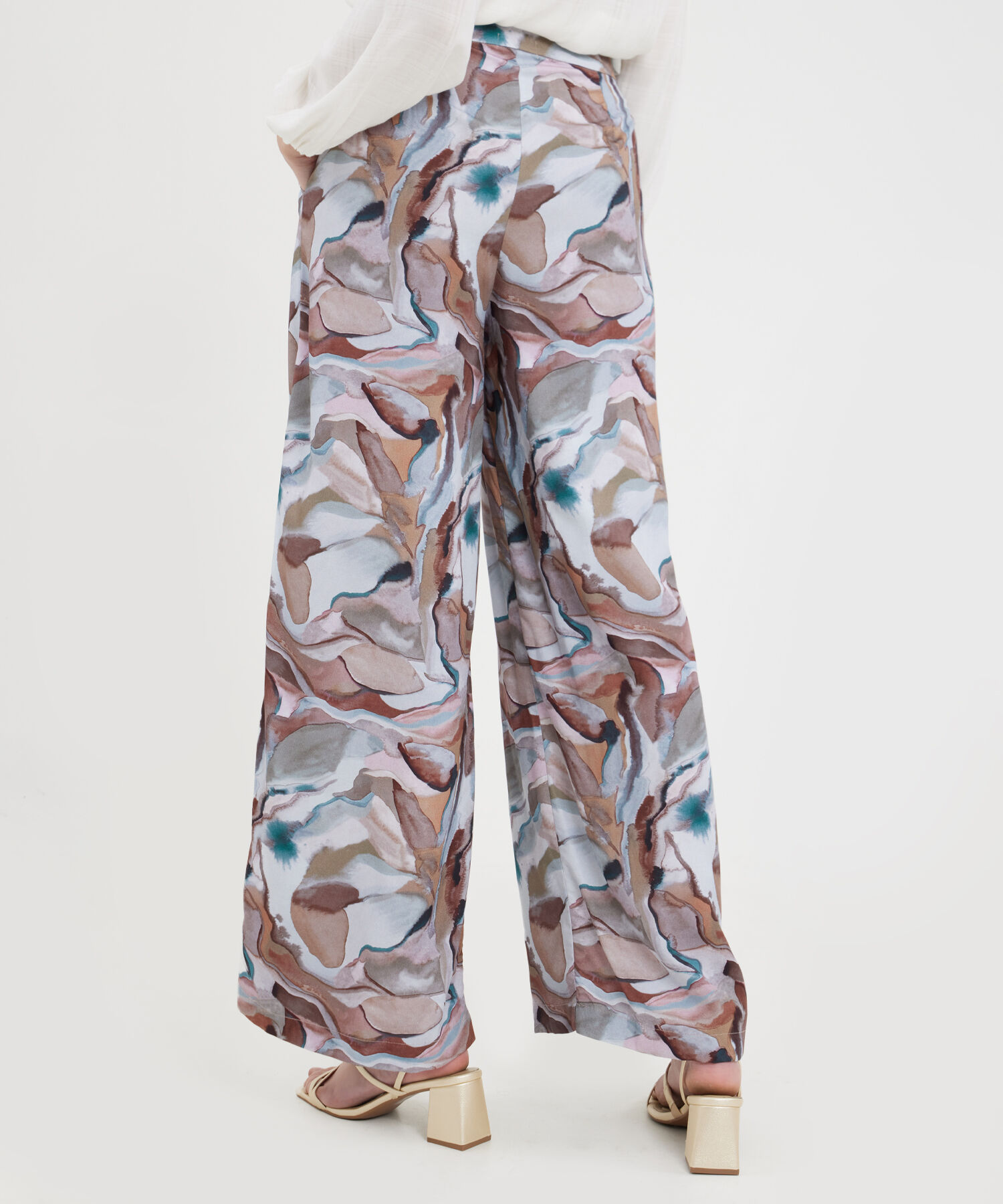 Pantalón Estampado Fluido Bota Amplia