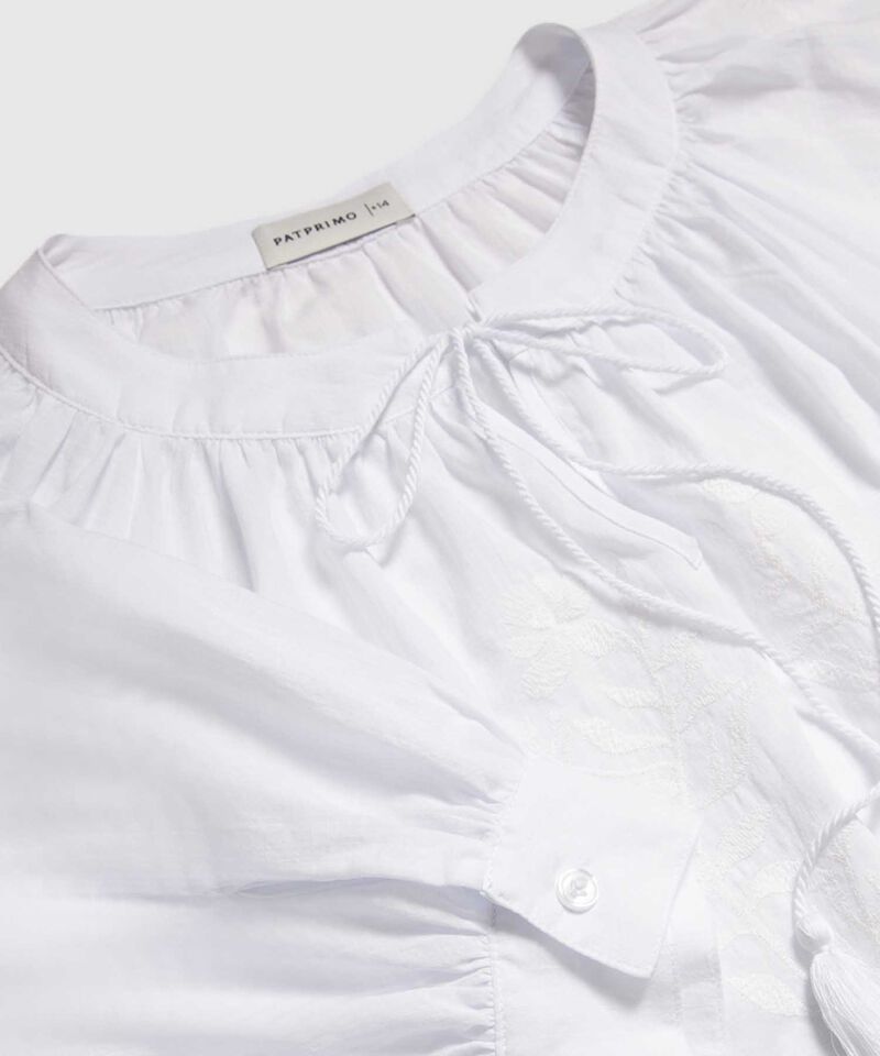 Blusa con Bordado
