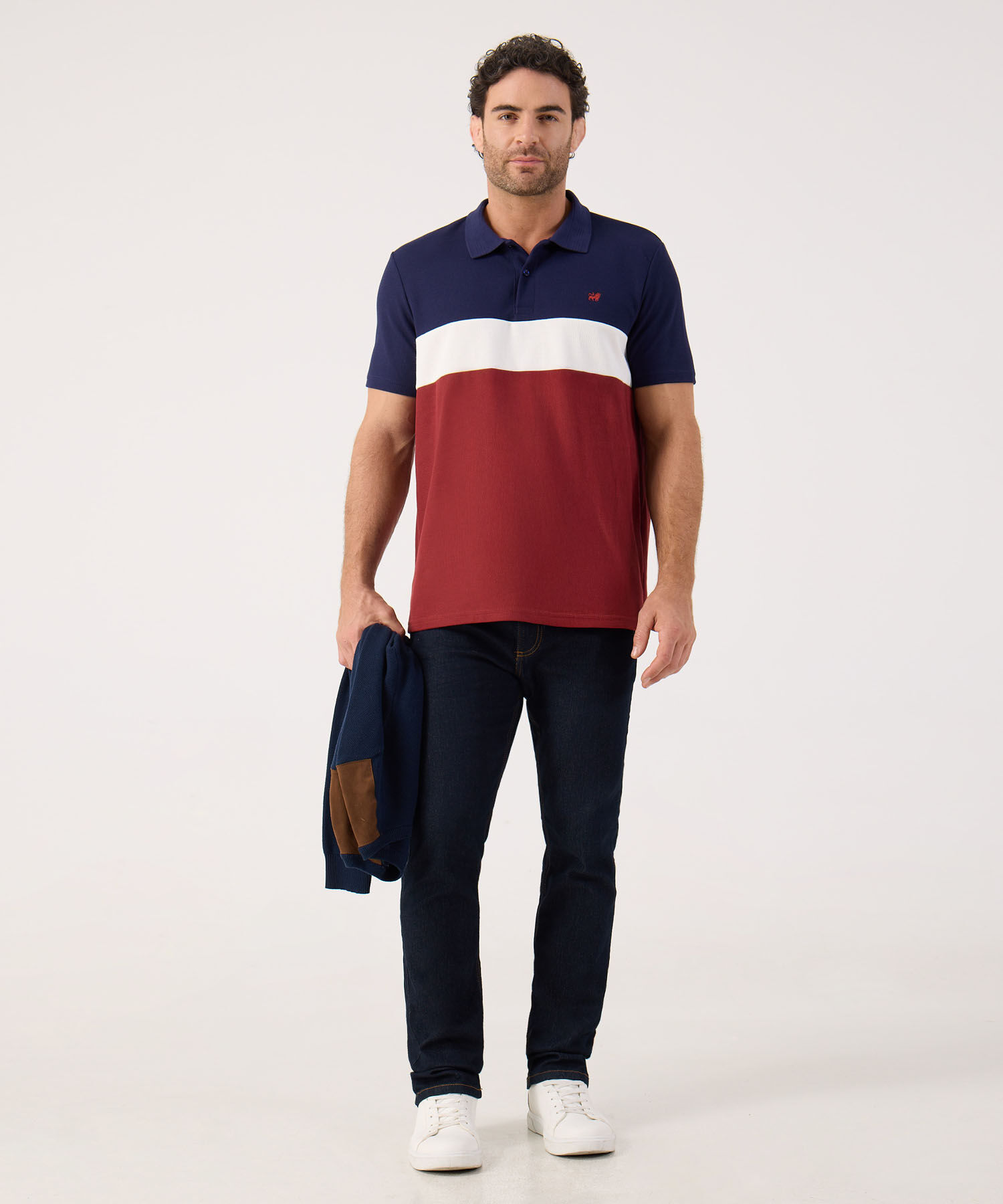 Polo En Bloques Con Bordado 