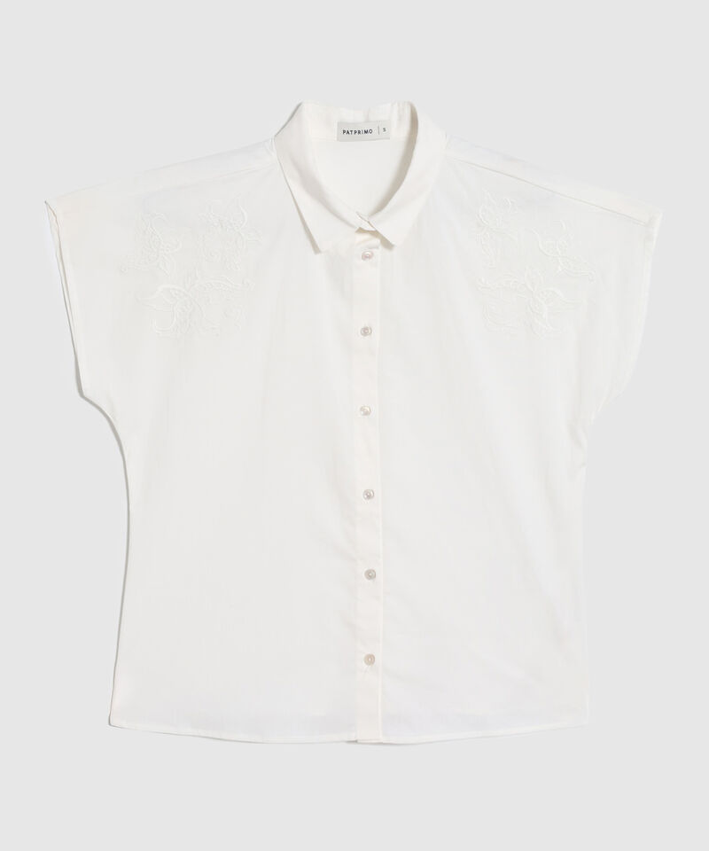 Camisa Unicolor Bordada En Hombros