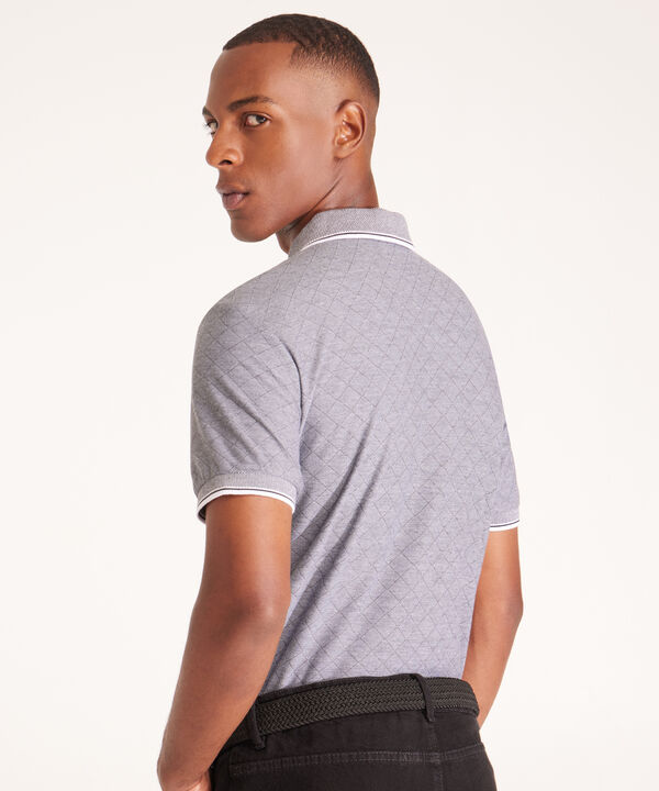 Polo Preteñida Texturizada, Cuello Y Puños Tejidos Con Bolsillo Y Silueta Regular Fit, Sunset Dust Línea Moda