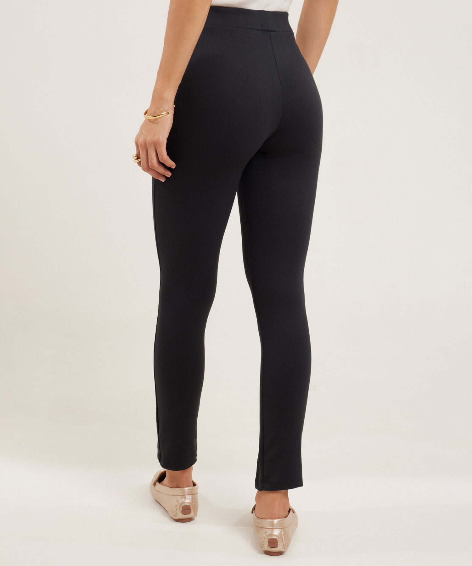 Leggins Unicolor, Tiro Alto Con Corte Central Y Abertura En Bota, Trópico Floral