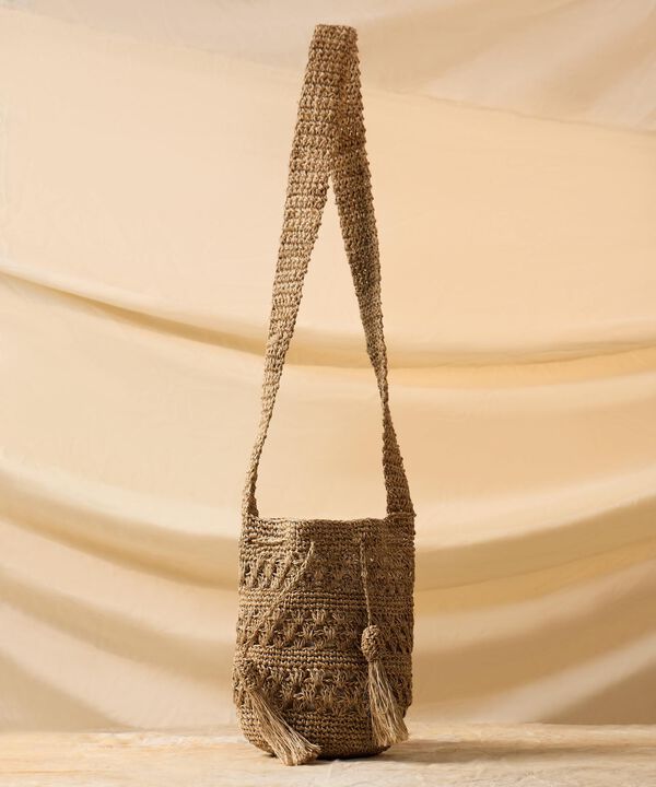 Bolso Tipo Mochila con Borlas para Mujer image number null