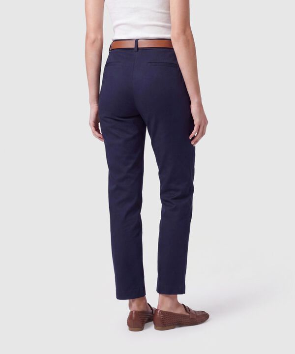 Pantal&oacute;n Recto Cl&aacute;sico Mujer
