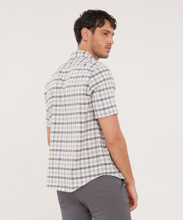 Camisa Manga Corta Con Bolsillo Y Silueta Regular Fit, Magia En El Caribe