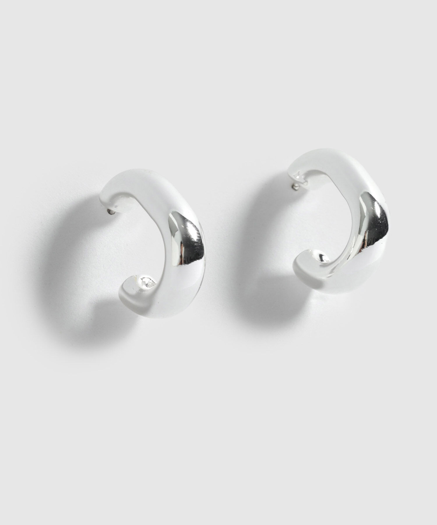 Aretes Tipo Argolla Gruesa Mujer