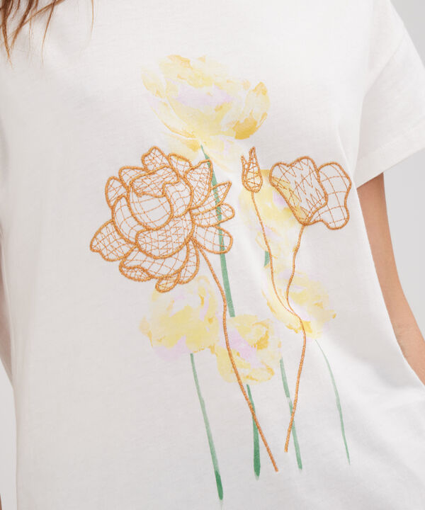 Camiseta Con Screen Y Bordado image number null