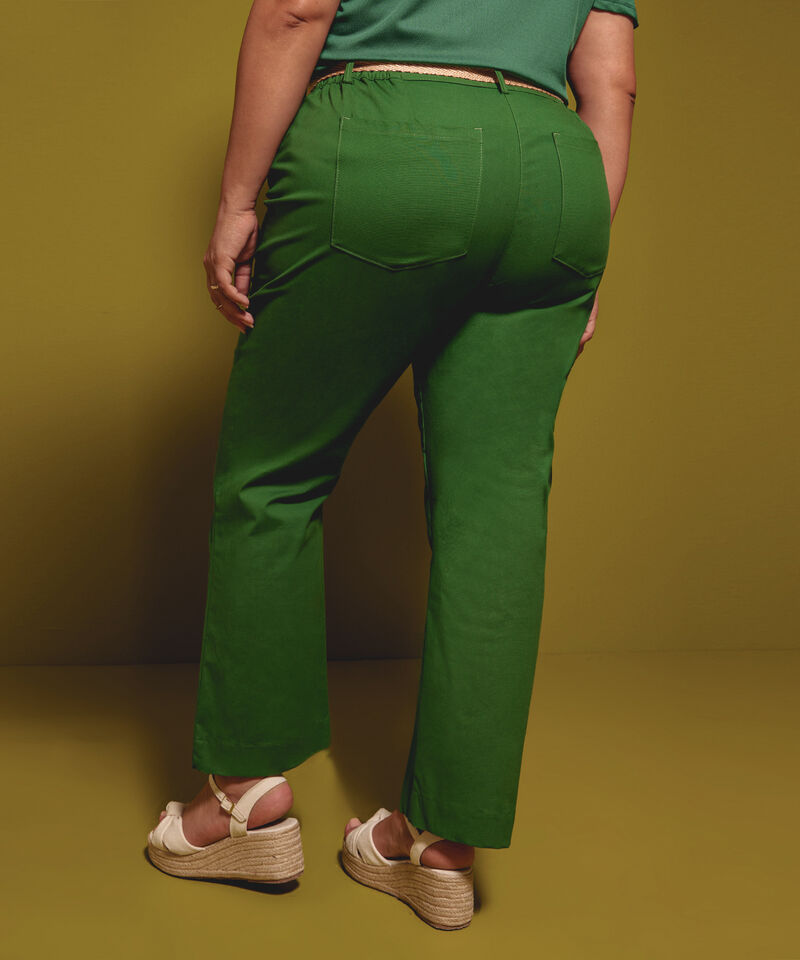 Pantalón Capri con Cinturón
