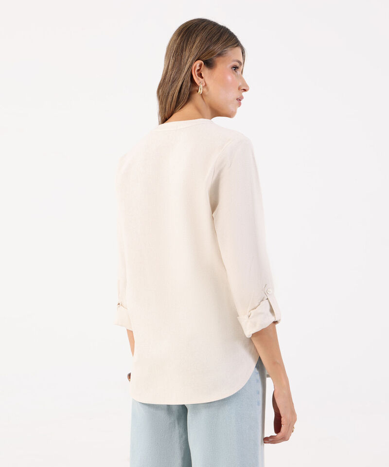 Blusa de Cuello Ner&uacute; con Doble Bolsillo