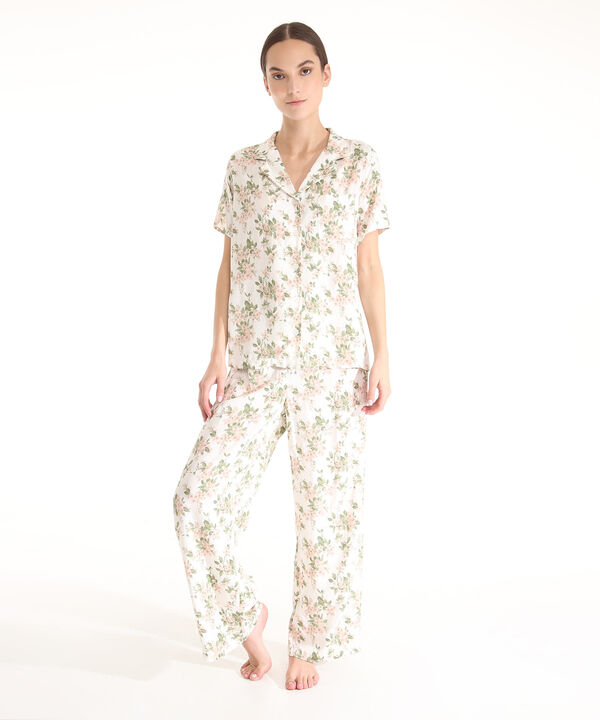 Pijama  Camiseta Resort Estampada Con Pantalón Largo Estampado