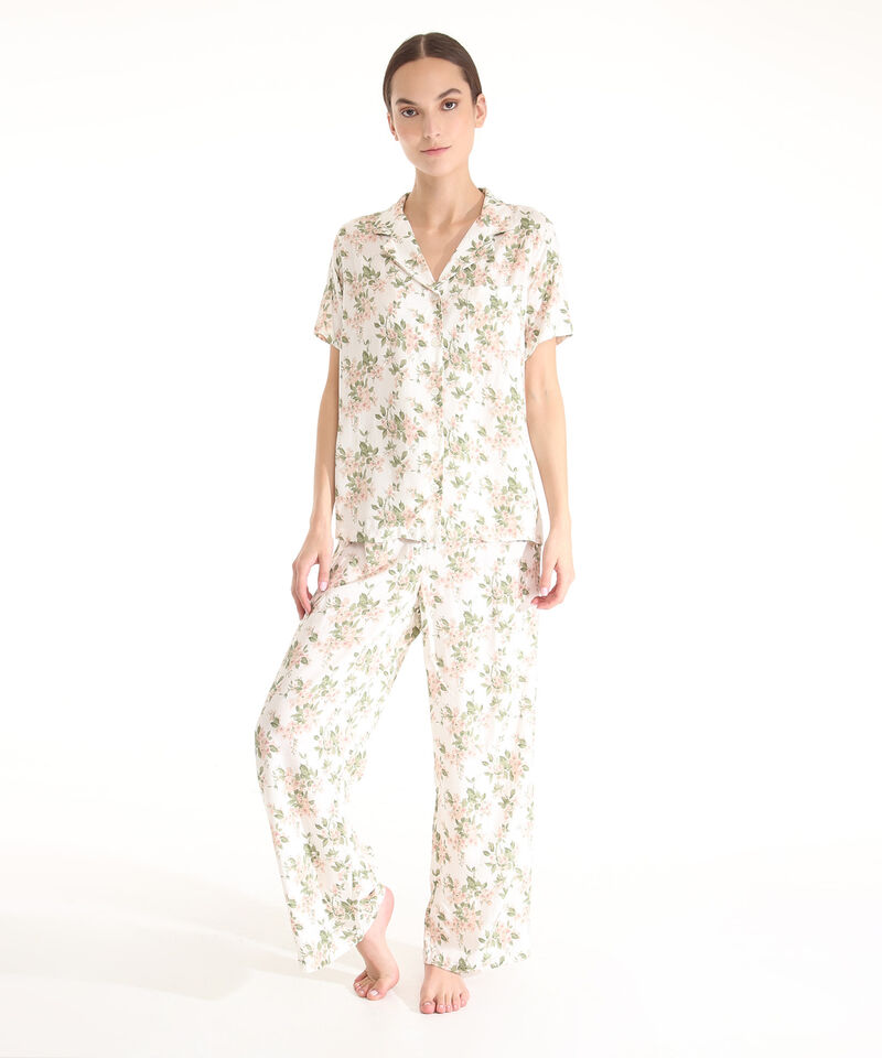 Pijama  Camiseta Resort Estampada Con Pantalón Largo Estampado