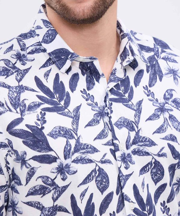 Camisa manga corta estampada para hombre image number null