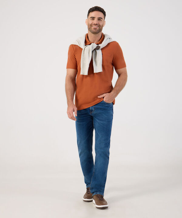 Jeans Rectos con Lavado Tradicional Hombre image number null