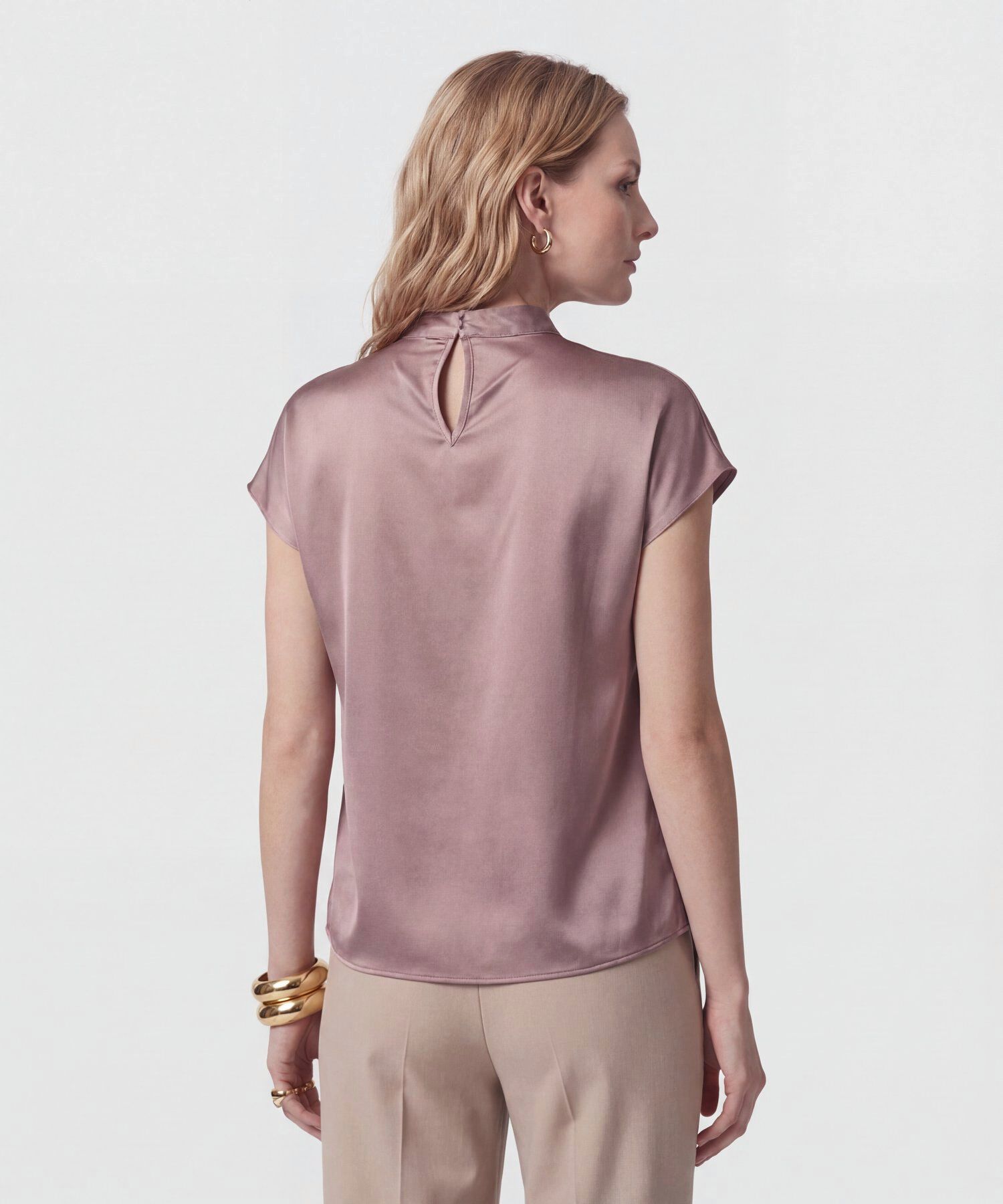 Blusa Unicolor De Cuello Alto Para Mujer