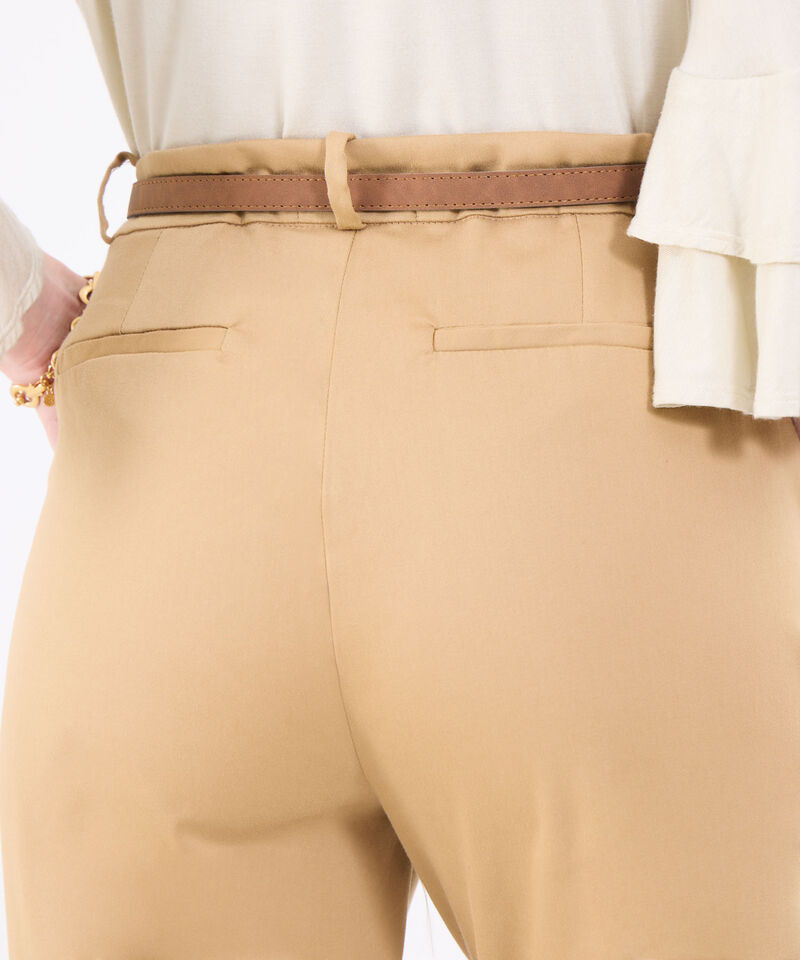 Pantalón Chino Básico