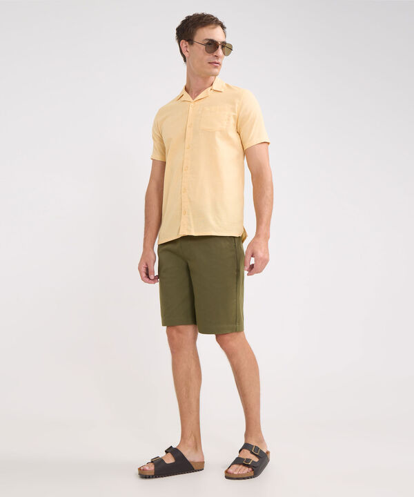 Camisa Manga Corta Cuello Resort Unicolor Con Bolsillo image number null