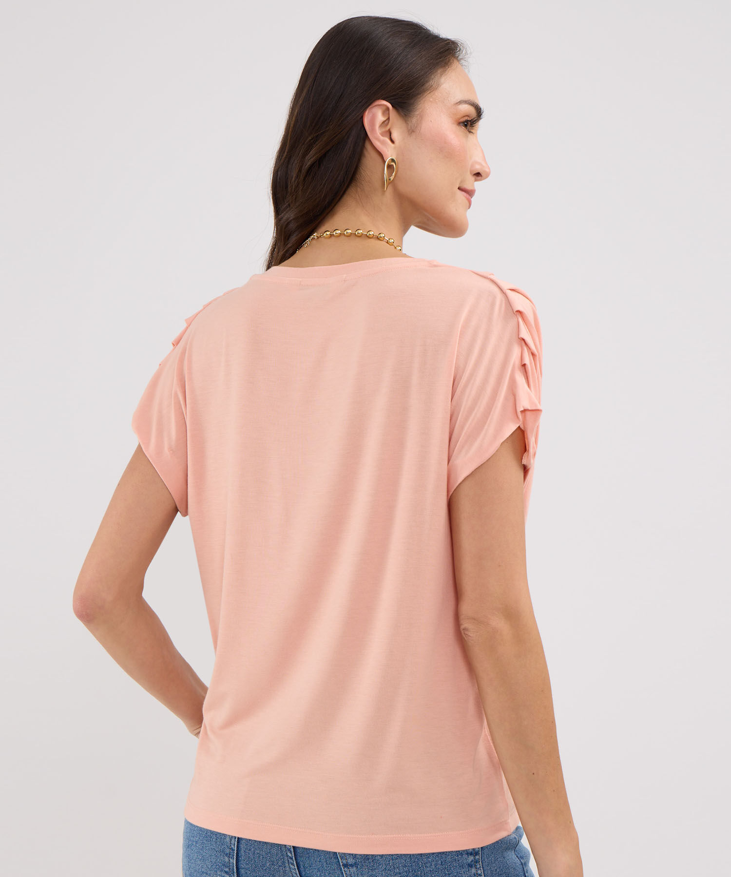 Camiseta Unicolor Cuello Redondo, Manga Sisa Con Pinzas En Hombros