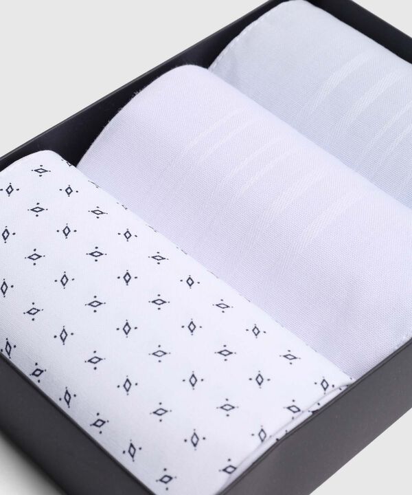 Set De Pa&ntilde;uelos Esenciales Para Hombre