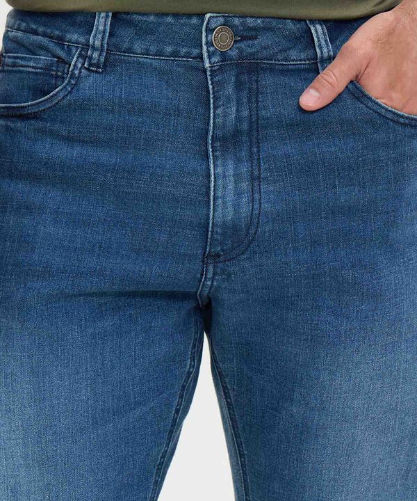Jean Jean Regular Classic Tono Medio Oscuro