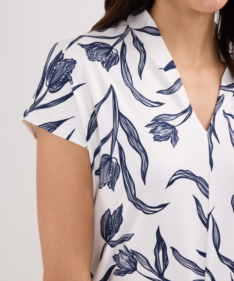 Camiseta Manga Corta Estampada, Cuello En V