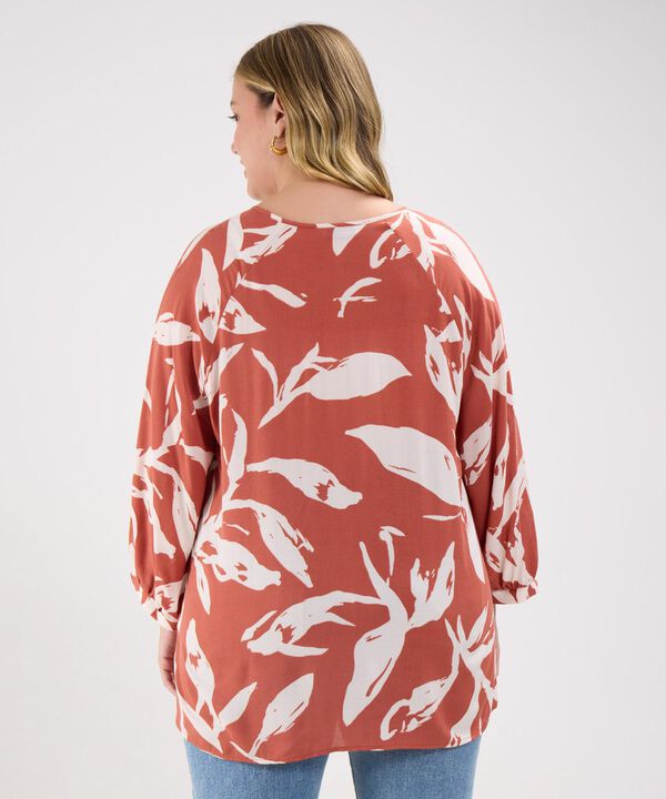 Blusa Estampada, Escote Redondo, Manga 3/4 Con Recogido En Puños