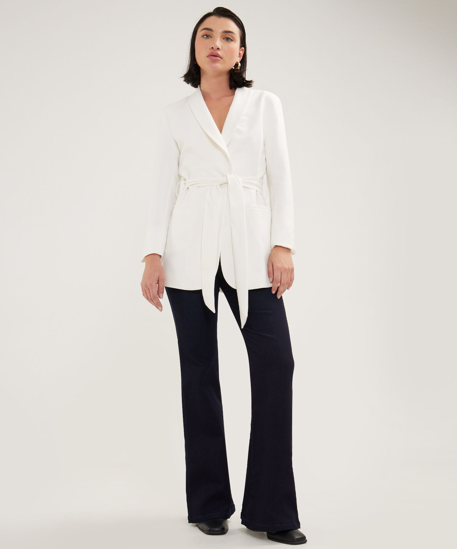 Blazer Unicolor Con Cinturón