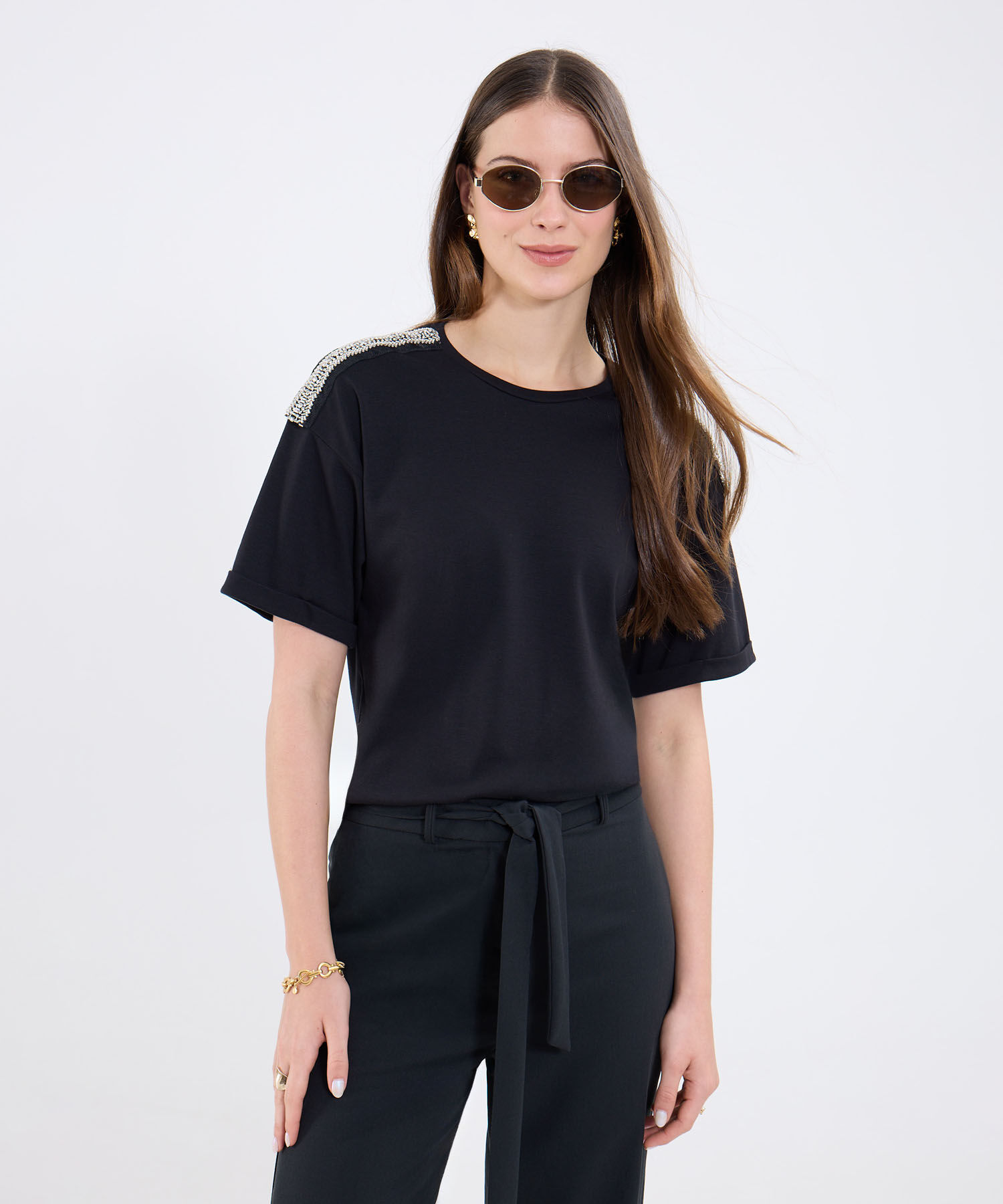 Camiseta Con Detalle En Hombro