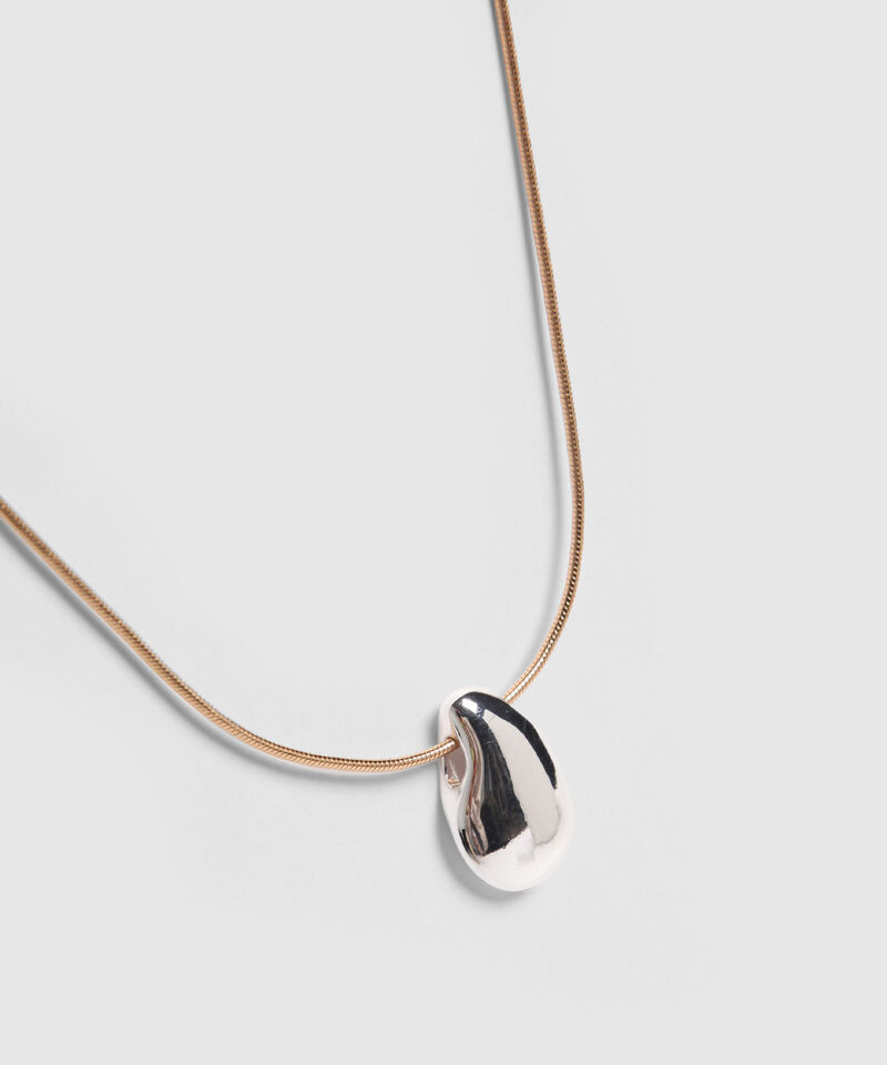 Set Bicolor Con Collar Y Aretes En Forma Orgánica 