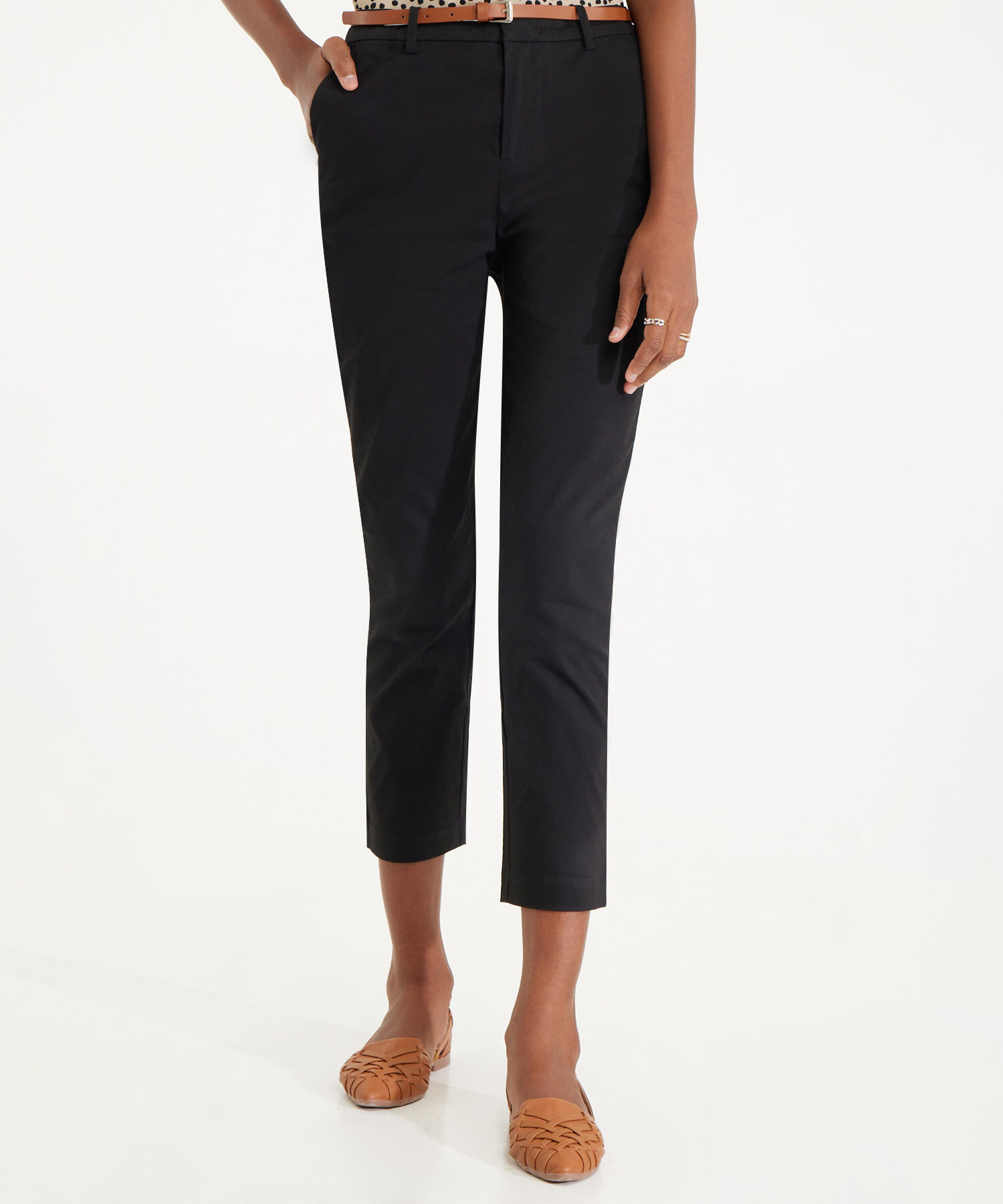 Pantalón Chino Unicolor Con Cinturón