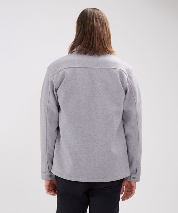 Camisa Con Bolsillos De Parche Tipo Sobrecamisa