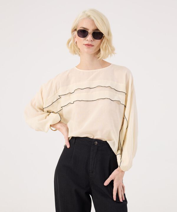 Blusa Unicolor Con Boleros En Frente image number null