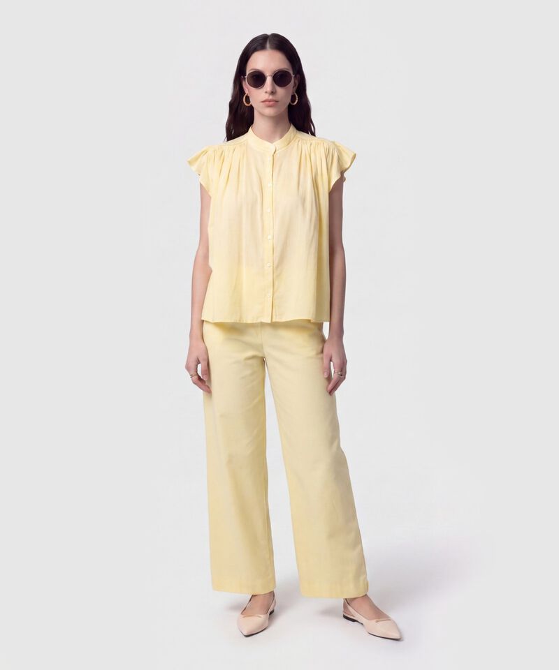 Blusa Cuello Alto con Vuelos Mujer