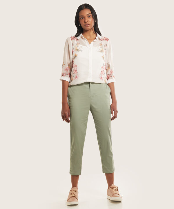 Pantalon Capri Unicolor image number null