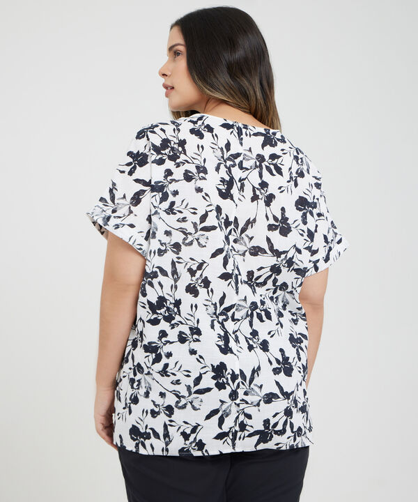 Blusa en Lino Estampada  image number null
