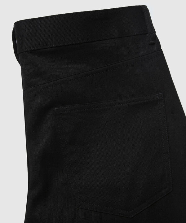 Pantalon Unicolor, 5 Bolsillos image number null