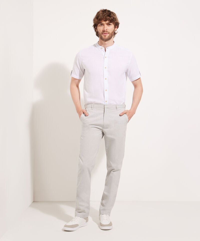 Pantal&oacute;n Chino Con Detalles De Pretina