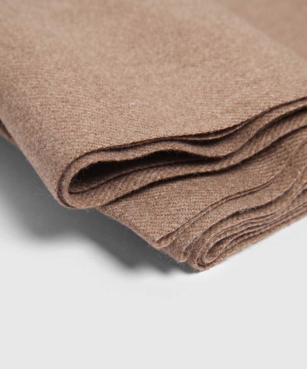 Bufanda Suave de Tejido Fino con Flecos Para Hombre image number null