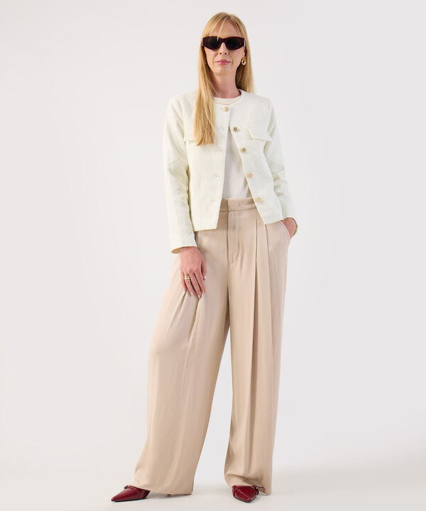 Chaqueta de Textura Estilo Clásico image number null