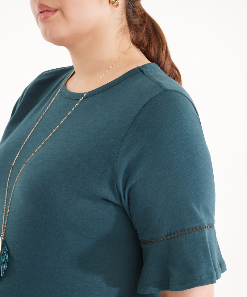 Camiseta Manga Corta Con Detalle De Encaje