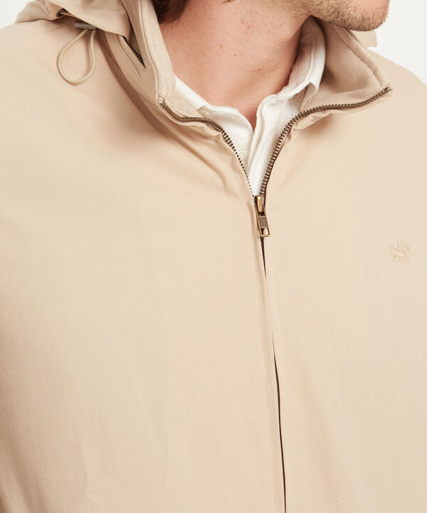 Chaqueta Cuello Alto Forrada image number null