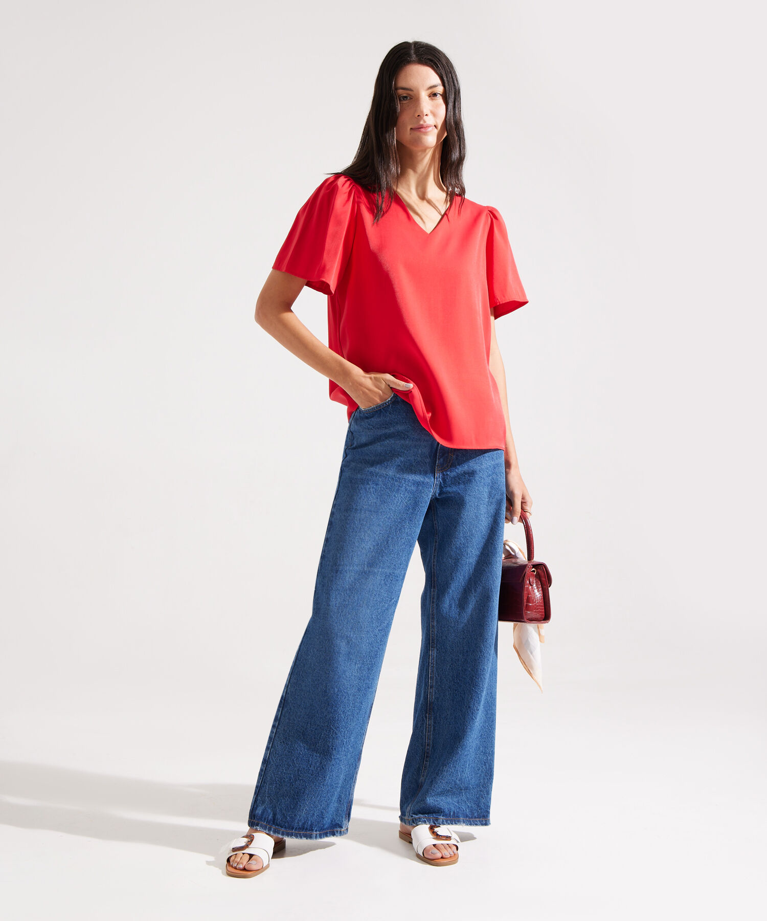 Blusa Escote En V Manga Corta Unicolor
